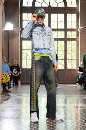 Junya Watanabe Men s Ready-to-Wear Spring Summer 2027 Collection Fashion Show at Paris Fashion Week, June 26, 2026 Junya Watanabe Men’s Ready-to-Wear Spring Summer 2027 Collection Fashion Show at Paris Fashion Week, June 26, 2026, Paris, France  Copyright: xAgencex xBestimagexAgencex xBestimagex