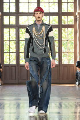 Junya Watanabe Men s Ready-to-Wear Spring Summer 2027 Collection Fashion Show at Paris Fashion Week, June 26, 2026 Junya Watanabe Men’s Ready-to-Wear Spring Summer 2027 Collection Fashion Show at Paris Fashion Week, June 26, 2026, Paris, France  Copyright: xAgencex xBestimagexAgencex xBestimagex