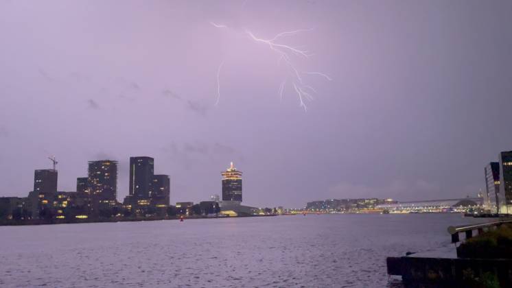 Amsterdam The Netherlands 26th June 2026 A spectacular electric storm passes over Het Ij waterway in the centre of the city making an end to the heatwave of the past week. het weer, weather, wetter, lightning, thunder, onweer,
