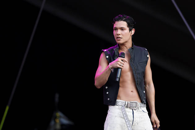 Sänger Omar Rudberg beim Rainbow Festival 2026 am Fühlinger See. Das Rainbow Festival von Markus Krampe findet im Rahmen des ColognePride statt. Köln, 27.06.2026 NRW Deutschland Copyright: xChristophxHardtx