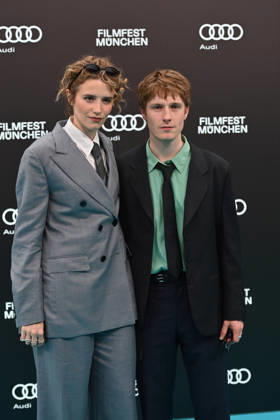 Katharina Stark und Louis Hofmann, Eroeffnung 43.Filmfest Muenchen am 27.06.2026 Gasteig HP8.