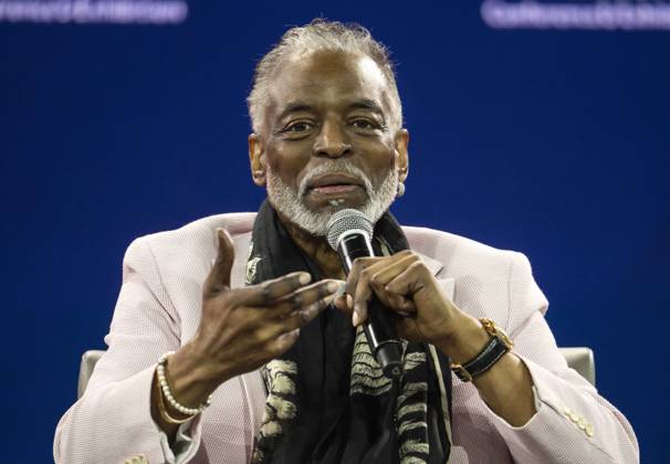 June 27, 2026 -Chicago, Illinois, USA - LEVAR BURTON speaks during the American Library Association s 2026 Conference and Exhibition. The ALA is celebrating its 150th anniversary this year. Chicago USA  - ZUMAce6_ 20260627_zaf_ce6_023 Copyright: xBrianxCahnx