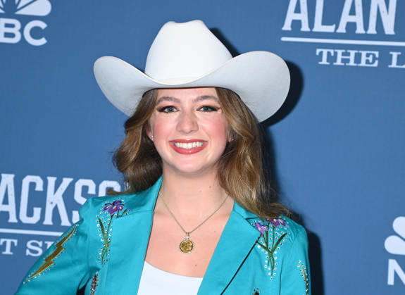 Alan Jackson Last Call: One More for the Road - The Finale Carlisle Wright arriving backstage at Alan Jackson Last Call: One More for the Road - The Finale concert held at Nissan Stadium on June 27, 2026 in Nashville, TN. Nashville Nissan Stadium Tennessee USA Copyright: xTammiexArroyo AFF-USA.comx