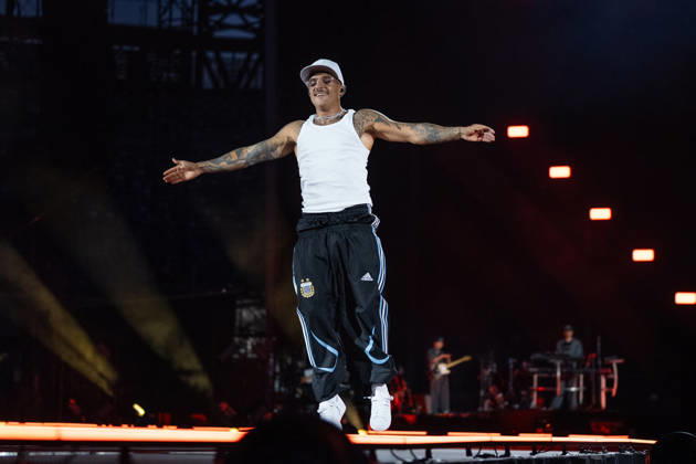 June 27, 2026, Naples, Italy: Emanuele Palumbo aka Geolier, performs live on stage at Diego Armando Maradona Stadium during the Geolier STADI 2026 Tour. Naples Italy - ZUMAs197 20260627_aaa_s197_162 Copyright: xAndreaxGulx