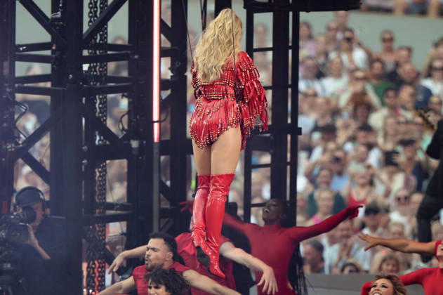 Helene Fischer live bei einem Konzert ihrer 360Â° Stadion Tour im RheinEnergieStadion. Köln, 27.06.2026 (Hinweis: Verwendung nur redaktionell in Bezug auf das Konzert bzw. die aktuelle Tour)