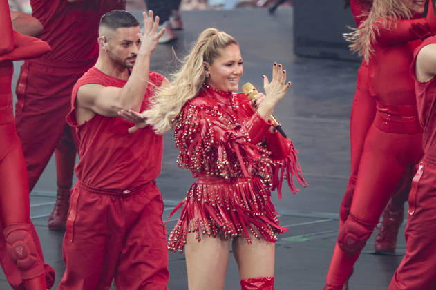 Helene Fischer live bei einem Konzert ihrer 360Â° Stadion Tour im RheinEnergieStadion. Köln, 27.06.2026 (Hinweis: Verwendung nur redaktionell in Bezug auf das Konzert bzw. die aktuelle Tour)