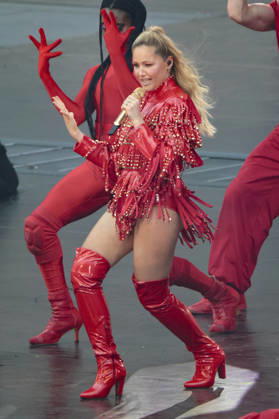 Helene Fischer live bei einem Konzert ihrer 360Â° Stadion Tour im RheinEnergieStadion. Köln, 27.06.2026 (Hinweis: Verwendung nur redaktionell in Bezug auf das Konzert bzw. die aktuelle Tour)