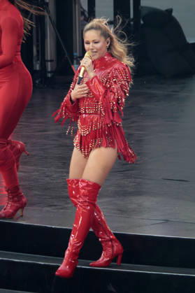 Helene Fischer live bei einem Konzert ihrer 360Â° Stadion Tour im RheinEnergieStadion. Köln, 27.06.2026 (Hinweis: Verwendung nur redaktionell in Bezug auf das Konzert bzw. die aktuelle Tour)