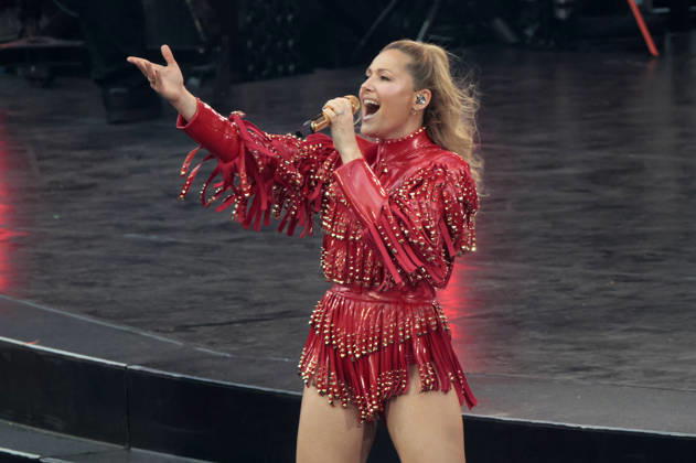 Helene Fischer live bei einem Konzert ihrer 360Â° Stadion Tour im RheinEnergieStadion. Köln, 27.06.2026 (Hinweis: Verwendung nur redaktionell in Bezug auf das Konzert bzw. die aktuelle Tour)