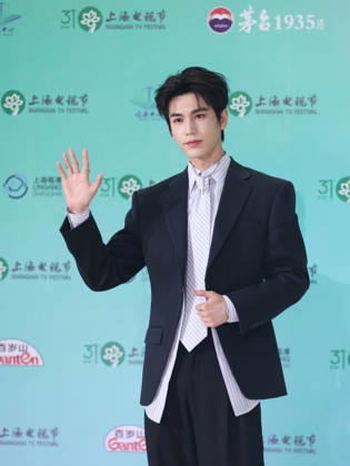 SHANGHAI, CHINA - JUNE 26: Actor Zhang Linghe arrives at the red carpet of the Magnolia Awards Ceremony of the 31st Shanghai TV Festival (STVF) on June 26, 2026 in Shanghai, China.  Copyright: xVCGx 111650917444