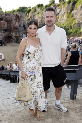 Anna Angelina Wolfers und Johannes Strate bei der Premiere von Im Tal des Todes bei den Karl-May-Spielen 2026 im Freilichttheater am Kalkberg. Bad Segeberg, 27.06.2026