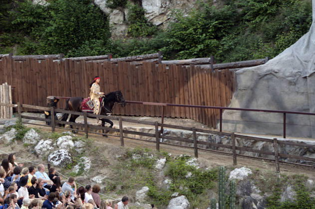 Alexander Klaws bei der Premiere von Im Tal des Todes bei den Karl-May-Spielen 2026 im Freilichttheater am Kalkberg. Bad Segeberg, 27.06.2026