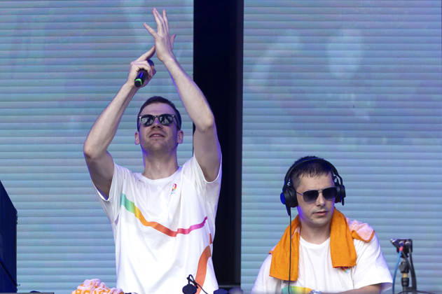 Gestört aber Geil live beim Rainbow Festival am Fühlinger See. Köln, 27.06.2026