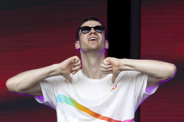 Gestört aber Geil live beim Rainbow Festival am Fühlinger See. Köln, 27.06.2026