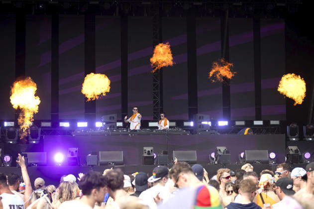 Gestört aber Geil live beim Rainbow Festival am Fühlinger See. Köln, 27.06.2026