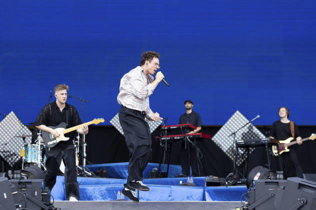 Kamrad live beim Rainbow Festival am Fühlinger See. Köln, 27.06.2026