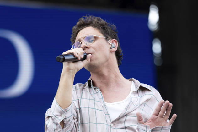 Kamrad live beim Rainbow Festival am Fühlinger See. Köln, 27.06.2026