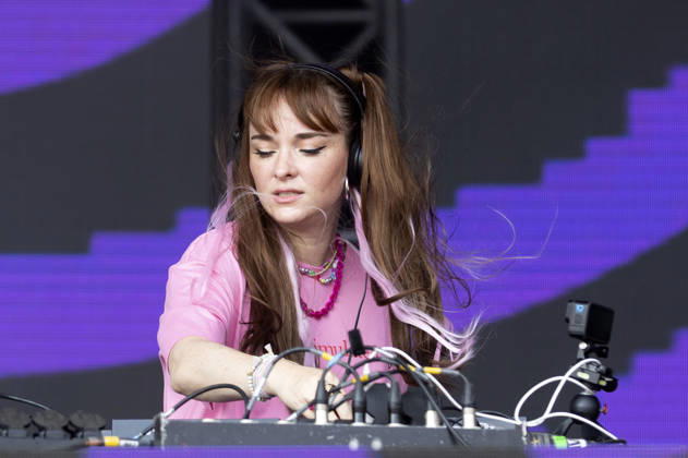 Lari Luke live beim Rainbow Festival am Fühlinger See. Köln, 27.06.2026