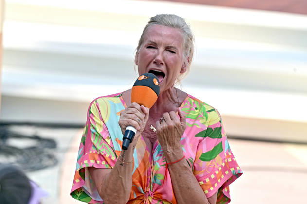 ZDF - Fernsehgarten. Fernsehmoderatorin Andrea Kiwi Kiewel während der ZDF - Unterhaltungsshow Fernsehgarten am 28.06.2026 in Mainz. 20260628MWI131008
