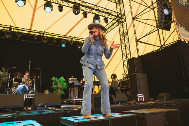 Elles Bailey Big Top Stage State Fayre 2026 Hylands Park Chelmsford Sunday 28th June Elles Bailey Big Top Stage State Fayre 2026 Hylands Park Chelmsford Sunday 28th June, Credit:Justine Louise Avalon  Copyright: xJustinexLouisex xAvalonx 1113130647