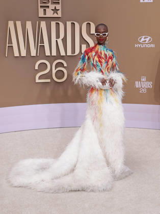 BET Awards 2026 - Red Carpet Madisin Rian attends the 2026 BET Awards at Peacock Theater on June 28, 2026 in Los Angeles, California. Los Angeles California United States Copyright: xCraSH imageSPACEx