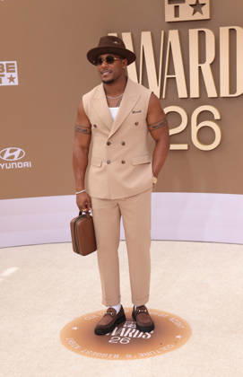 Mike Merrill arrives on the red carpet for 26th annual BET Awards live telecast at the Peacock Theater in Los Angeles on Sunday, June 28, 2026. The BET Awards honors Black entertainers and other people of color in music, film, sports and philanthropy.  LAP20260628318 GREGxGRUDT