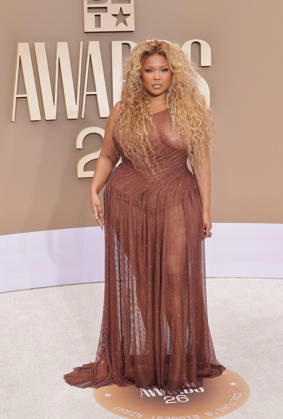 BET Awards 2026 - Red Carpet Lizzo attends the 2026 BET Awards at Peacock Theater on June 28, 2026 in Los Angeles, California. Los Angeles California United States Copyright: xCraSH imageSPACEx