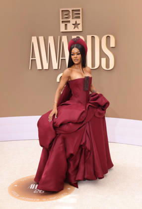 Teyana Taylor arrives on the red carpet for 26th annual BET Awards live telecast at the Peacock Theater in Los Angeles on Sunday, June 28, 2026. The BET Awards honors Black entertainers and other people of color in music, film, sports and philanthropy.  LAP20260628387 GREGxGRUDT