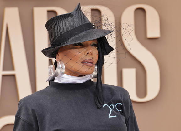 BET Awards 2026 - Red Carpet Janet Jackson attends the 2026 BET Awards at Peacock Theater on June 28, 2026 in Los Angeles, California. Los Angeles California United States Copyright: xCraSH imageSPACEx