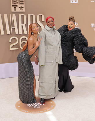 BET Awards 2026 - Red Carpet Keke Palmer, Tierra Whack, Queen Latifah attend the 2026 BET Awards at Peacock Theater on June 28, 2026 in Los Angeles, California. Los Angeles California United States Copyright: xCraSH imageSPACEx