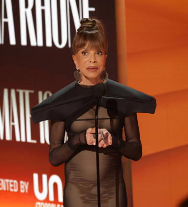 2026 BET Awards - Show Sylvia Rhone accepts the Ultimate Icon award onstage during the 2026 BET Awards at Peacock Theater on June 28, 2026 in Los Angeles, California. Los Angeles Peacock Theater California United States Copyright: xCraSH imageSPACEx