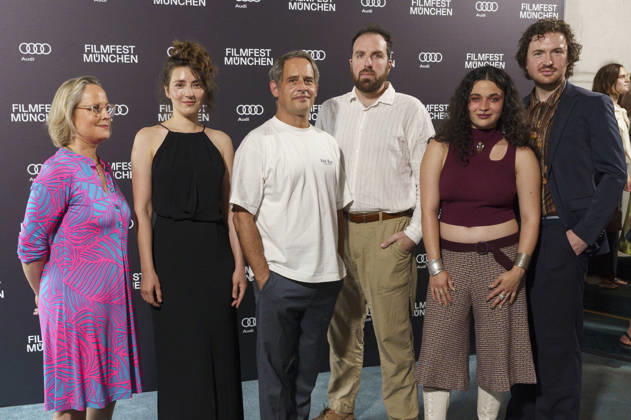 Nanni Erben, Seyneb Saleh, Moritz Bleibtreu, Jonathan Benedict Behr, Anna Shirin Habedank und Rene Colling bei der Premiere der ARD-Miniserie Ritus auf dem 43. Filmfest München 2026 in der Astor Film Lounge im Arri Kino. München, 28.06.2026