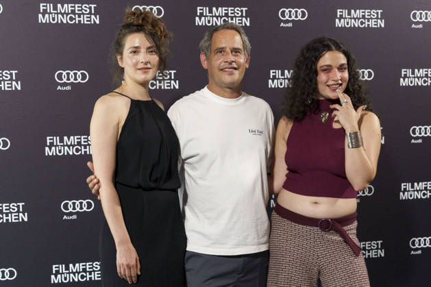 Seyneb Saleh, Moritz Bleibtreu und Anna Shirin Habedank bei der Premiere der ARD-Miniserie Ritus auf dem 43. Filmfest München 2026 in der Astor Film Lounge im Arri Kino. München, 28.06.2026
