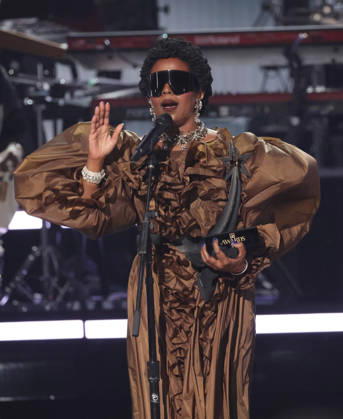 2026 BET Awards - Show Lauryn Hill performs onstage during the 2026 BET Awards at Peacock Theater on June 28, 2026 in Los Angeles, California. Los Angeles Peacock Theater California United States Copyright: xCraSH imageSPACEx
