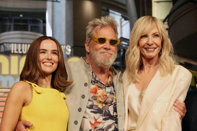 June 28, 2026, Los Angeles, California, USA: Zoey Deutch. Jeff Bridges, Allison Janney at the premiere of Minions & Monsters at The Dolby Theatre. Los Angeles USA - ZUMAg107 20260628_zep_g107_118 Copyright: xNinaxPrommerx