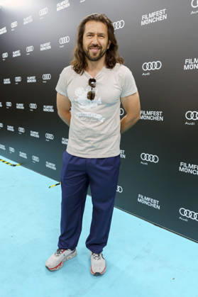 Micky Jukovic bei der Premiere der ARD-Miniserie Selling Sex auf dem 43. Filmfest München 2026 im City Kino. München, 28.06.2026