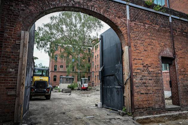 Kiezspaziergang Moabit Ost zu Neubauprojekten im Kiez ** NUR FÜR REDAKTIONELLE ZWECKE ** EDITORIAL USE ONLY **<p>Kiezspaziergang Moabit Ost zu Neubauprojekten im Kiez besucht werden WBM-Neubau in Rathenower Straße, umgebautes Frauengefängnis, fotografiert am 29.06.2026 in Köln Berlin Berlin Berlin Copyright: MaurizioxGambarini