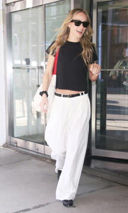 NEW YORK, NY- JUNE 29: Olivia Wilde seen in New York City on June 29, 2026. Copyright: xRWx