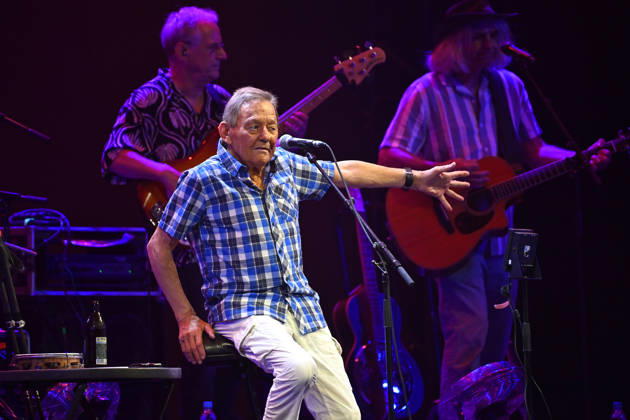 Wolfgang AMBROS (AUT,Liedermacher), live,Konzert, Buehne stage,Tollwood Festival am 29.06.2026