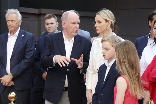 Jürgen Mack, Albert II. Fürst von Monaco, Charlene Fürstin von Monaco, Erbprinz Jacques von Monaco und Prinzessin Gabriella von Monaco bei der Einweihung des Themenbereichs Monaco im Europa-Park. Rust, 29.06.2026