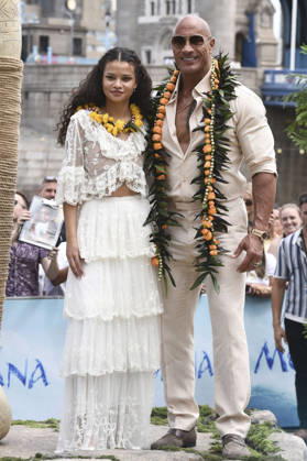 Catherine Laga aia und Dwayne Johnson beim Photocall zur Eröffnung der Moana Experience im Potters Fields park. London, 30.06.2026