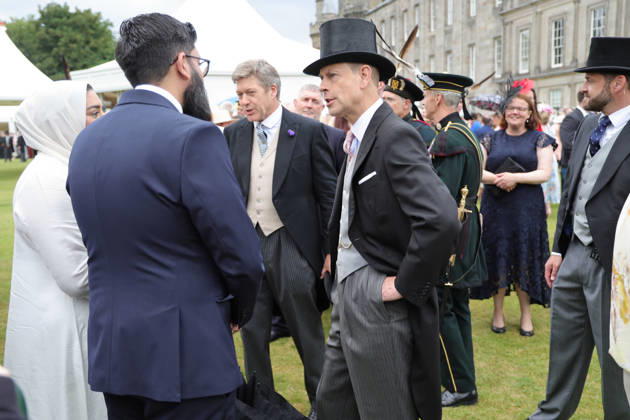 King visits Scotland for Holyrood Week, 30 June 2026 The Duke of Edinburgh speaking to guests during a Garden Party in the gardens of the Palace of Holyroodhouse in Edinburgh, as part of the King s visit to Scotland for Holyrood Week. Picture date: Tuesday June 30, 2026., Credit:Steve Welsh PA ROTA - B68 Avalon Edinburgh, United Kingdom  Copyright: xStevexWelshx xPAxROTAx-xB68x xAvalonx 1113590700