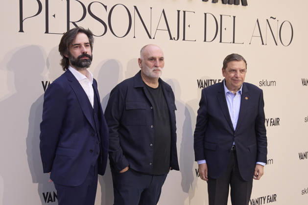 June 30, 2026, Madrid, Madrid, Spain: ALBERTO MORENO, Chef JOSE ANDRES, Minister of Agriculture, Fisheries and Food LUIS PLANAS attend the Vanity Fair Person Of The Year 2026 photocall Madrid Spain - ZUMAc260 20260630_zep_c260_033 Copyright: xMikexChicorrox