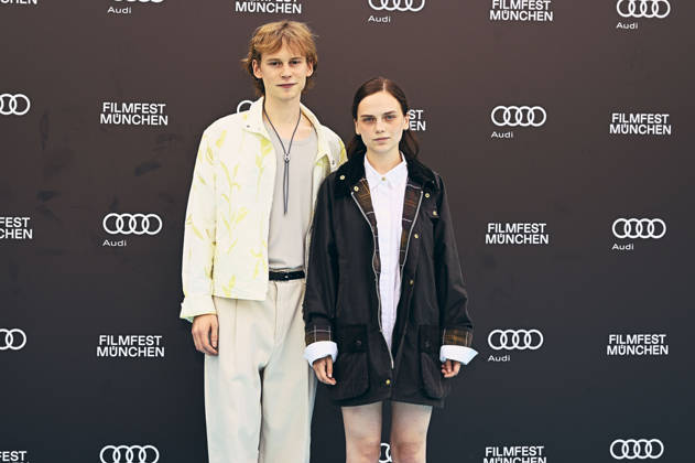 Philip Günsch und Mariella Aumann bei der Premiere des ARD-Films Chamäleon auf dem 43. Filmfest München 2026 in der Hochschule für Fernsehen und Film. München, 30.06.2026