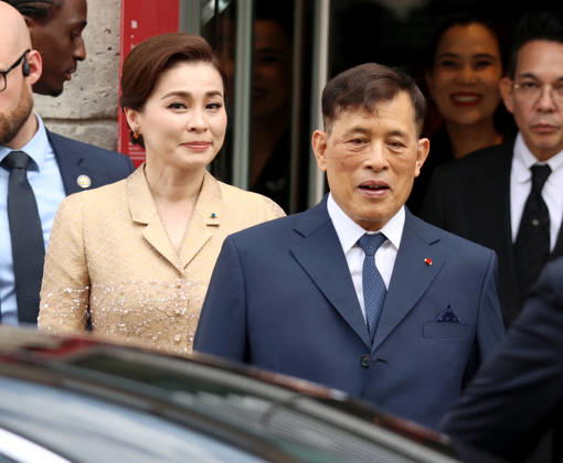 King Maha Vajiralongkorn and Queen Suthida of Thailand visiting the Museum of Decorative Arts in Paris King Maha Vajiralongkorn and Queen Suthida of Thailand visiting the Museum of Decorative Arts in Paris, France on June 30, 2026  Copyright: xDidierxFereyx