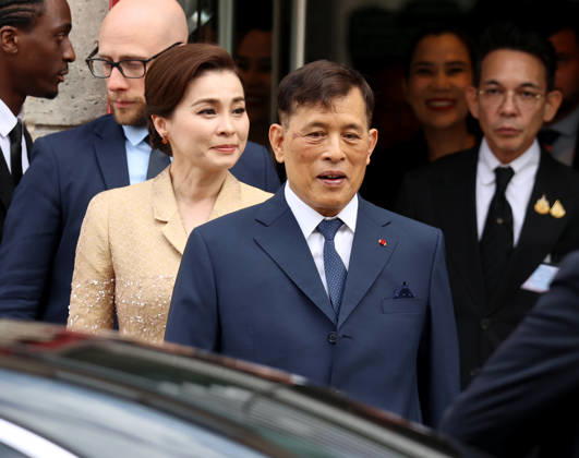 King Maha Vajiralongkorn and Queen Suthida of Thailand visiting the Museum of Decorative Arts in Paris King Maha Vajiralongkorn and Queen Suthida of Thailand visiting the Museum of Decorative Arts in Paris, France on June 30, 2026  Copyright: xDidierxFereyx