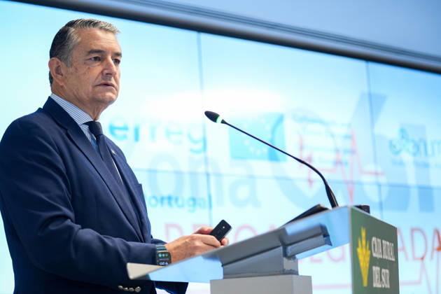 Awards Ceremony in Seville for Cardio-Safe Zones Designations Granted to Pharmacies as Part of the Numaplus Project The Acting Regional Minister of Health, the Presidency, and Emergencies, Antonio Sanz, speaks at the ceremony to present cardio-safe zone certifications to pharmacies as part of the Numaplus project. July 1, 2026, in Seville, Andalusia, Spain. JULY 1, 2026. María José Ló. Seville, Andalusia, Spain Seville, Andalusia, Spain Spain Copyright: xMariaxJosà xLopezx 7635158
