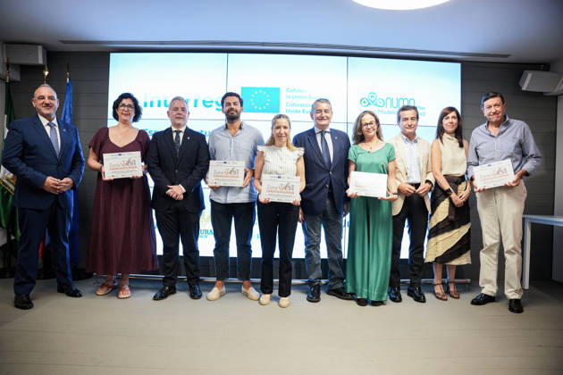 Awards Ceremony in Seville for Cardio-Safe Zones Designations Granted to Pharmacies as Part of the Numaplus Project The acting Regional Minister of Health, the Presidency, and Emergencies, Antonio Sanz 6i, participates in the ceremony to award cardio-safe zone certifications to pharmacies as part of the Numaplus project. July 1, 2026, in Seville, Andalusia, Spain. JULY 1, 2026. María José Ló. Seville, Andalusia, Spain. Seville, Andalusia, Spain. Spain Copyright: xMariaxJosà xLopezx 7635165