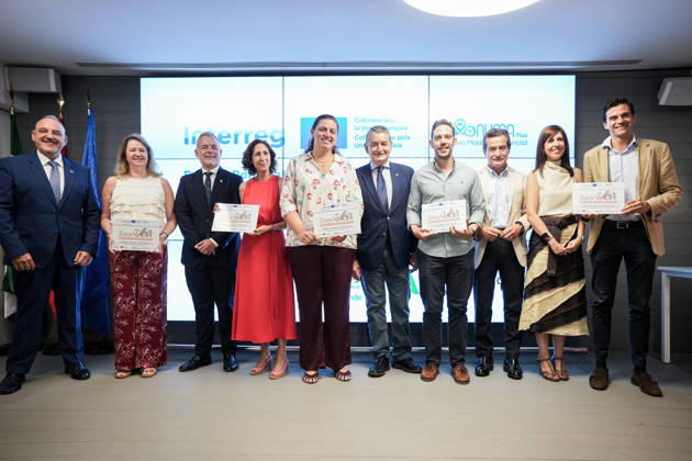 Awards Ceremony in Seville for Cardio-Safe Zones Designations Granted to Pharmacies as Part of the Numaplus Project The acting Regional Minister of Health, the Presidency, and Emergencies, Antonio Sanz 6i, participates in the ceremony to award cardio-safe zone certifications to pharmacies as part of the Numaplus project on July 1, 2026, in Seville, Andalusia, Spain JULY 1, 2026 María José Ló Seville, Andalusia, Spain Seville, Andalusia, Spain Spain Copyright: xMariaxJosà xLopezx 7635170