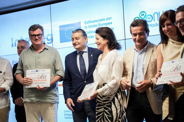Awards Ceremony in Seville for Cardio-Safe Zones Designations Granted to Pharmacies as Part of the Numaplus Project The Acting Regional Minister of Health, the Presidency, and Emergencies, Antonio Sanz 4i, participates in the ceremony to award cardio-safe zone certifications to pharmacies as part of the Numaplus project. July 1, 2026, in Seville, Andalusia, Spain. JULY 1, 2026. María José Ló. Seville, Andalusia, Spain. Seville, Andalusia, Spain. Spain Copyright: xMariaxJosà xLopezx 7635174